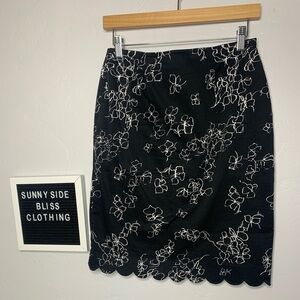 Spenser Jeremy Black White Floral Scalloped Hem Pencil Skirt Y2K Size 4